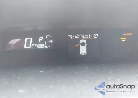 2014 Toyota Prius C Four from USA, damaged, VIN JTDKDTB39E1082897